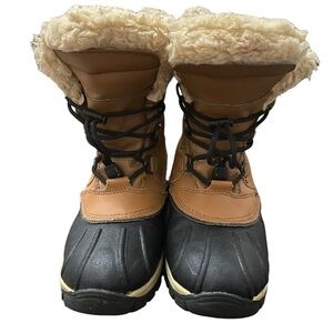 Bearpaw rain/snow boots